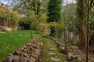 Photo 47- click for photo gallery